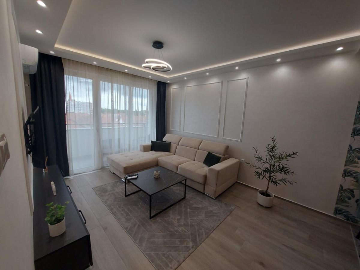 Kat Apartman Apartment Subotica Exterior photo